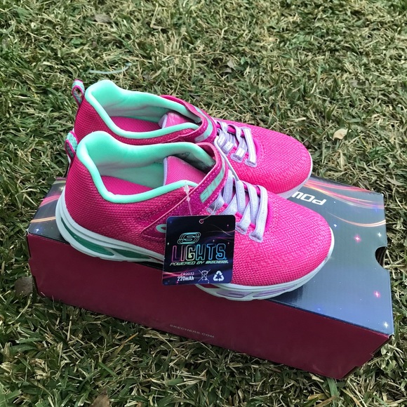 Sketcher’s Light Up Shoes - Girls Size 13 - Picture 4 of 4